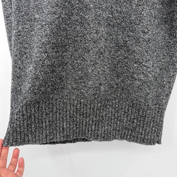 Athleta Sweater Women Medium Heather Black Vital Wool Cashmere VNeck Long Sleeve - Picture 5 of 13